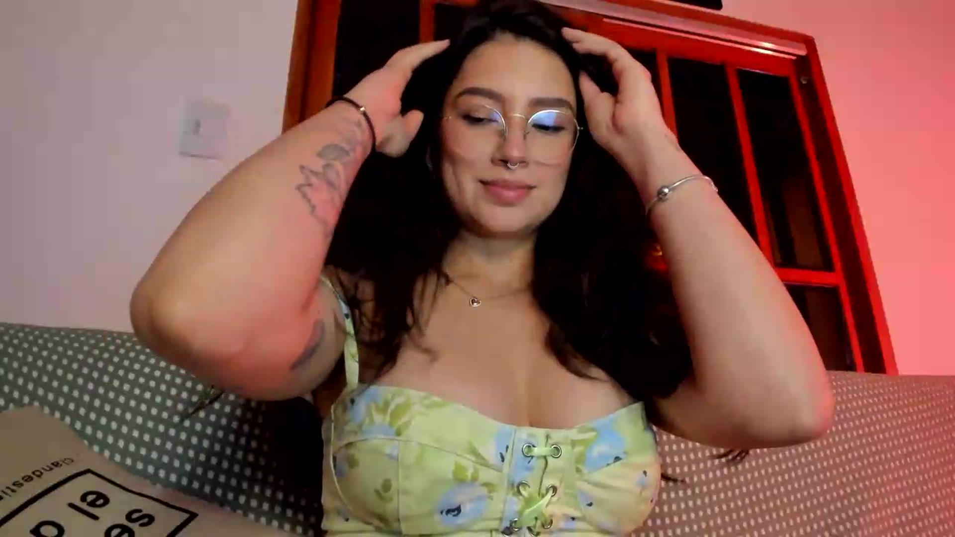 Gallery image thumbnail from Lindsoft's myfreecams stream on, 08/23/2026, 24:43 image 15 of 20