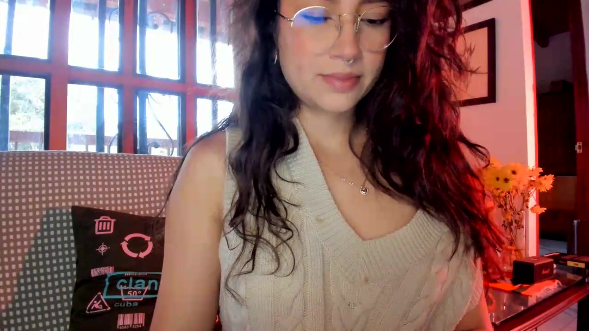 Gallery image thumbnail from Lindsoft's myfreecams stream on, 08/27/2026, 24:05 image 4 of 20