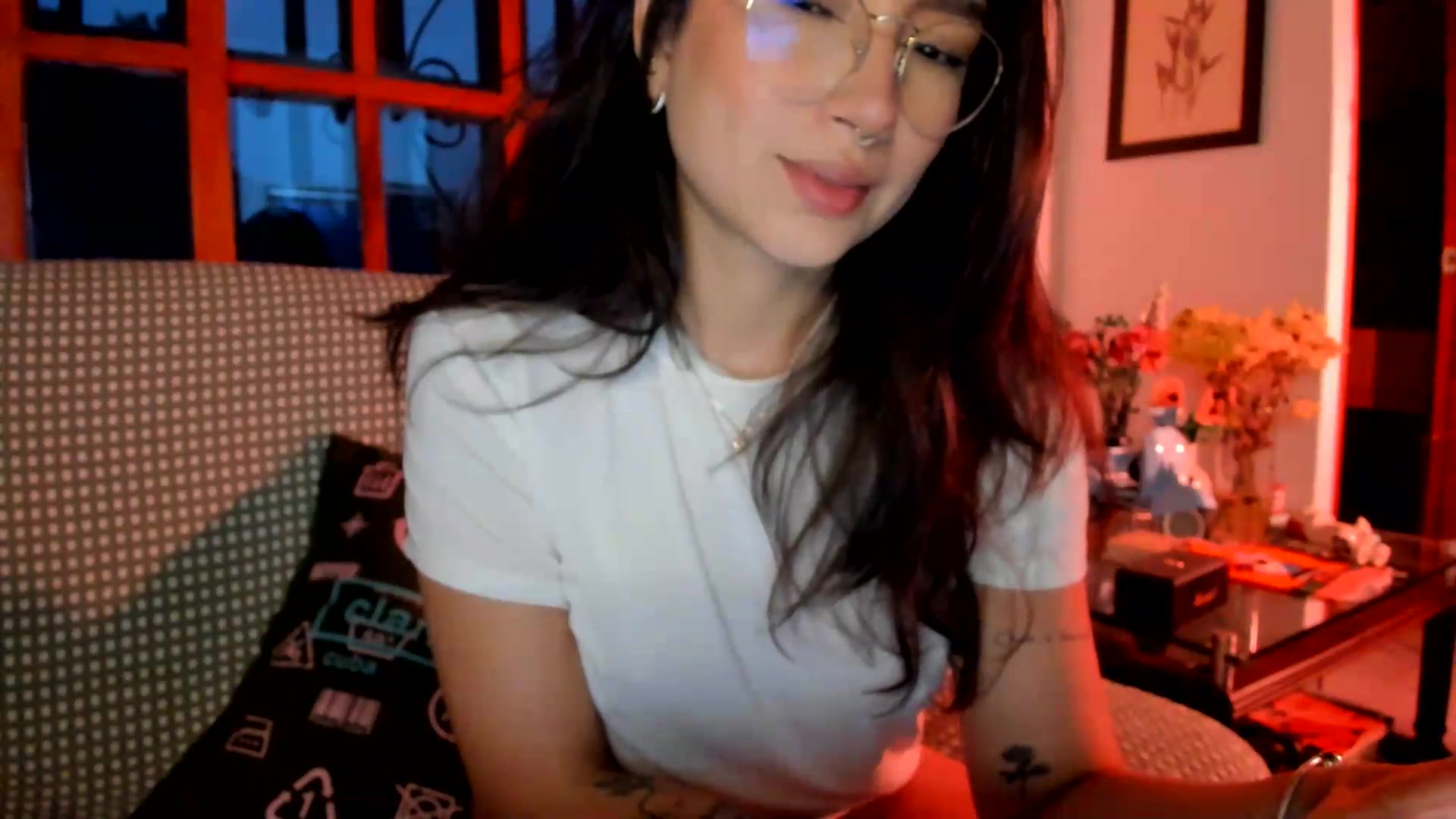 Gallery image thumbnail from Lindsoft's myfreecams stream on, 08/30/2026, 24:07 image 16 of 20