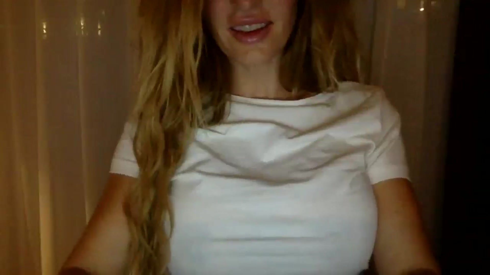 Gallery image thumbnail from Linettvibe's myfreecams stream on, 07/09/2025, 19:59 image 11 of 20