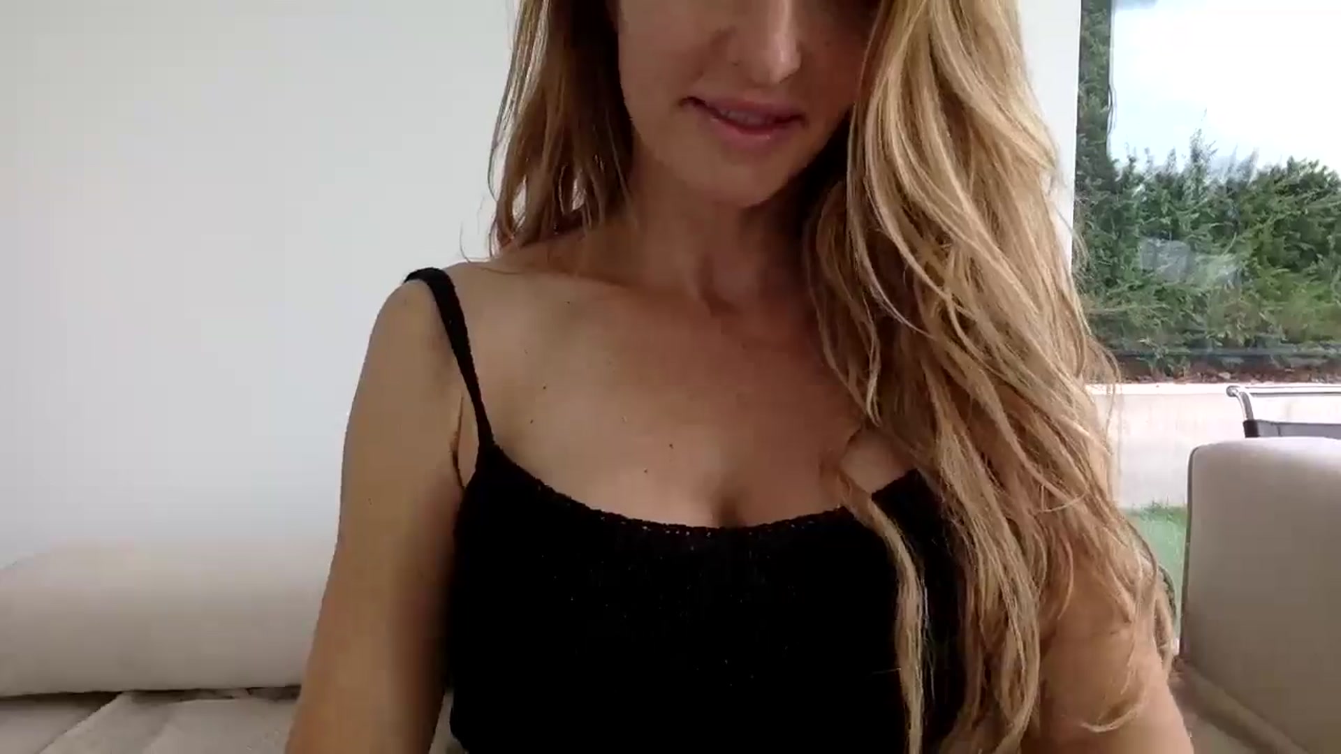 Gallery image thumbnail from Linettvibe's myfreecams stream on, 07/27/2025, 14:15 image 17 of 20