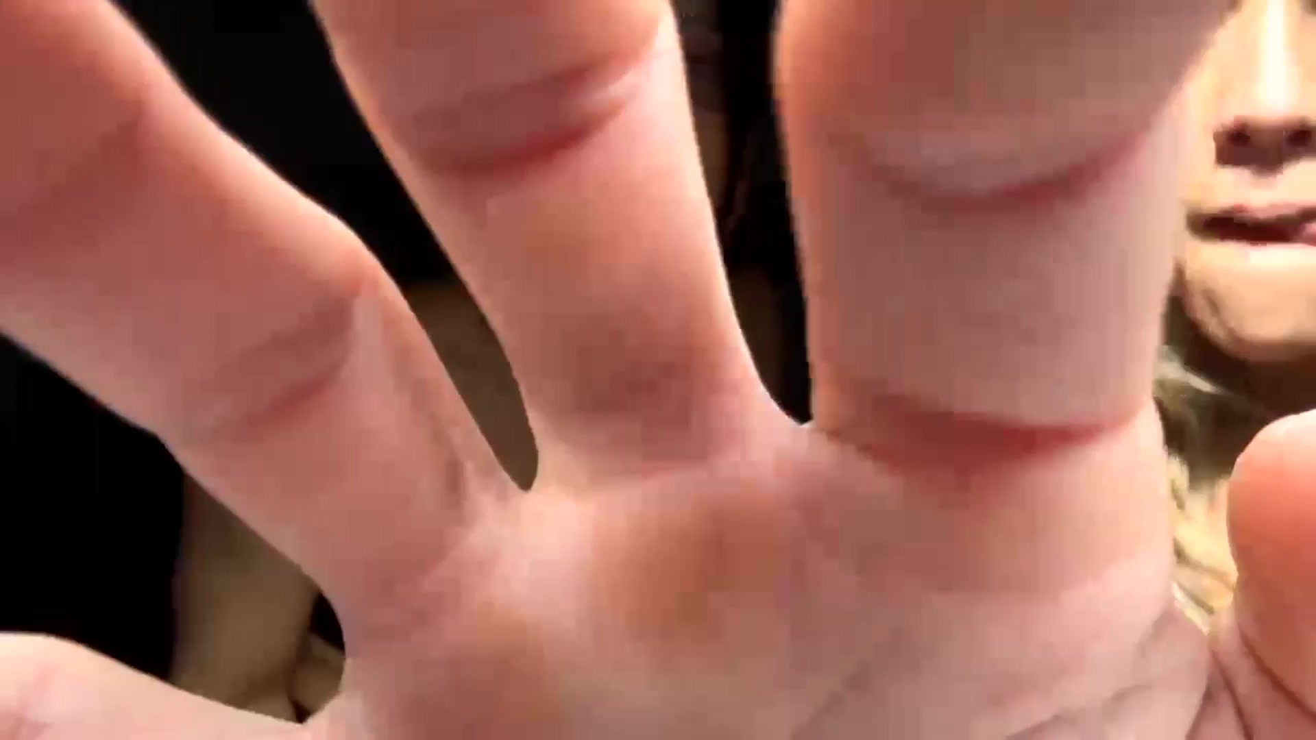 Gallery image thumbnail from LingLing8's myfreecams stream on, 10/08/2024, 14:27 image 12 of 20