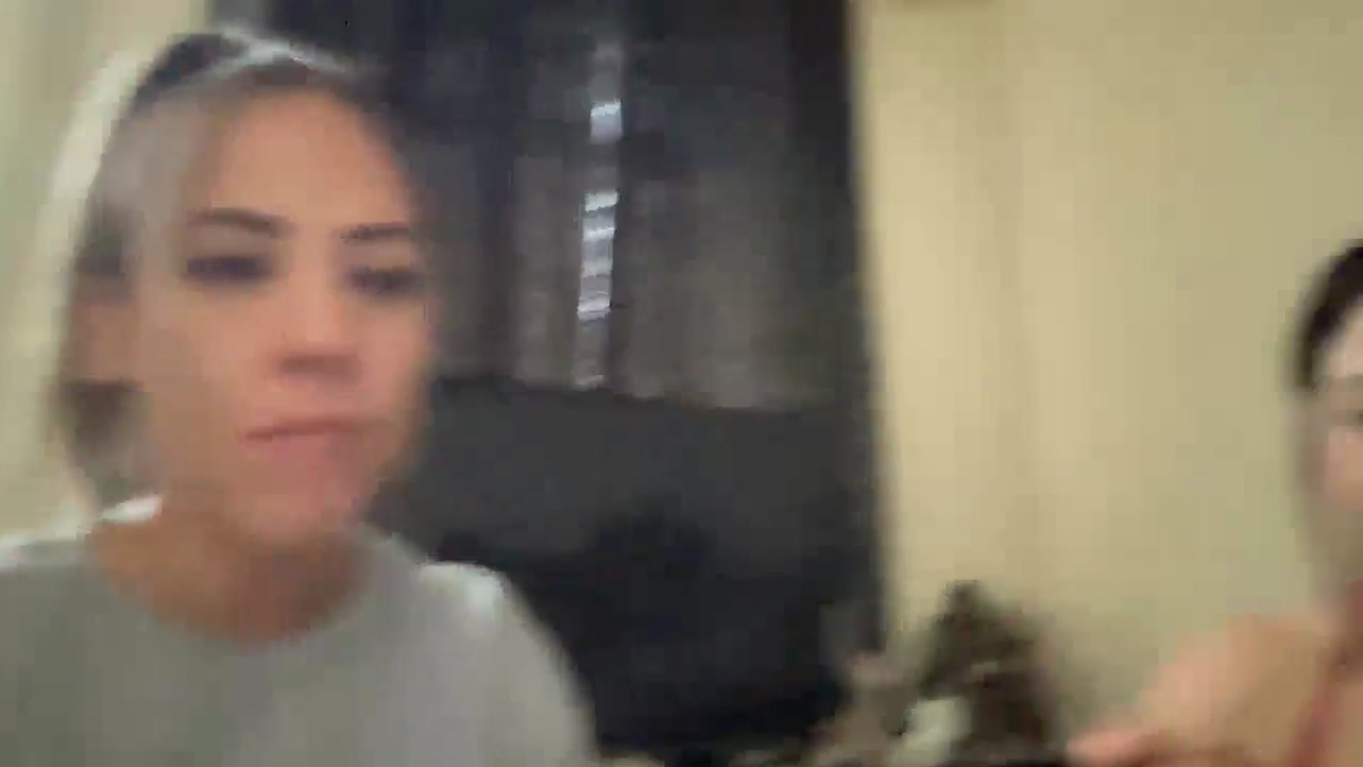 Gallery image thumbnail from LingLing8's myfreecams stream on, 10/16/2024, 14:12 image 10 of 20