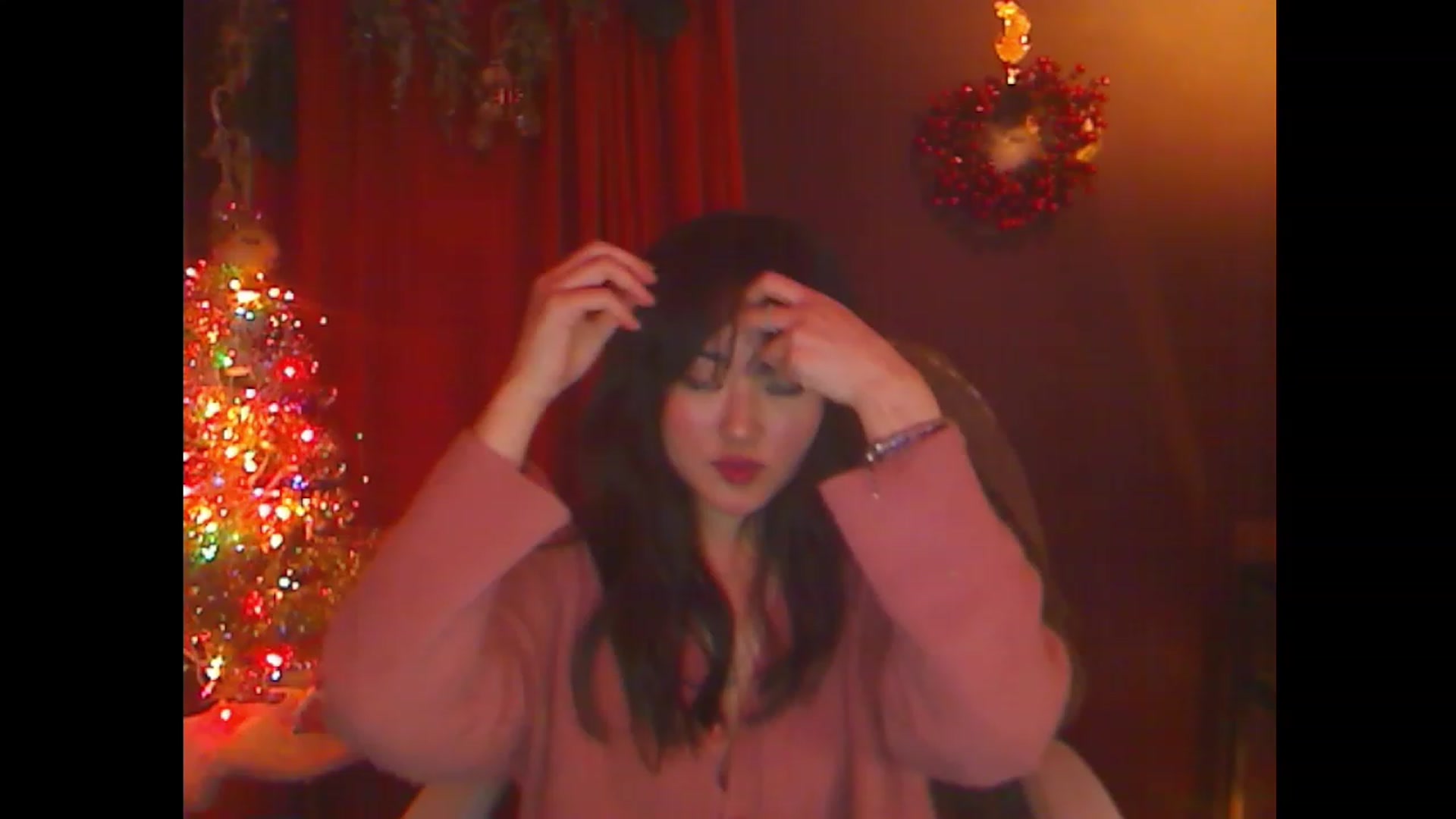 Gallery image thumbnail from Linnea_'s myfreecams stream on, 12/07/2022, 07:45 image 16 of 20