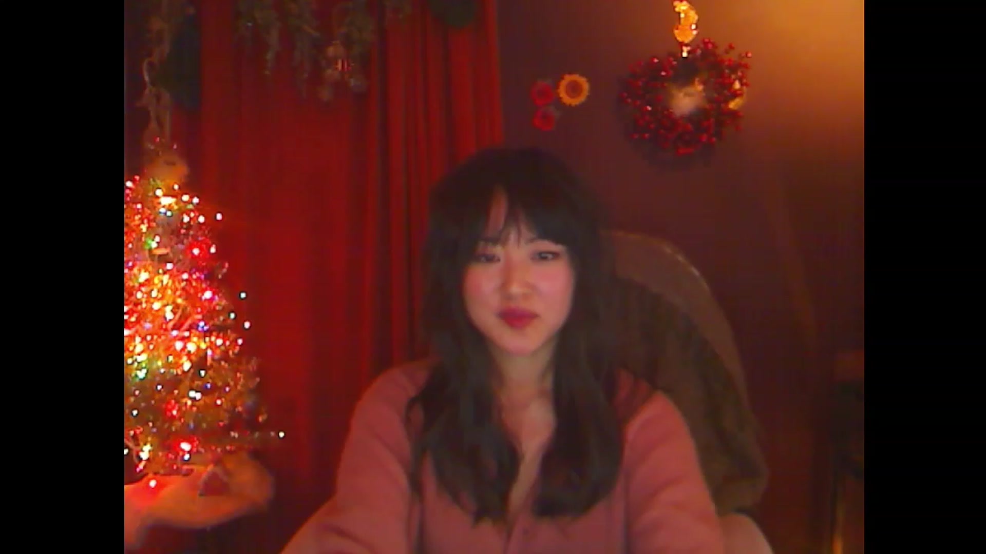 Gallery image thumbnail from Linnea_'s myfreecams stream on, 12/07/2022, 07:45 image 19 of 20