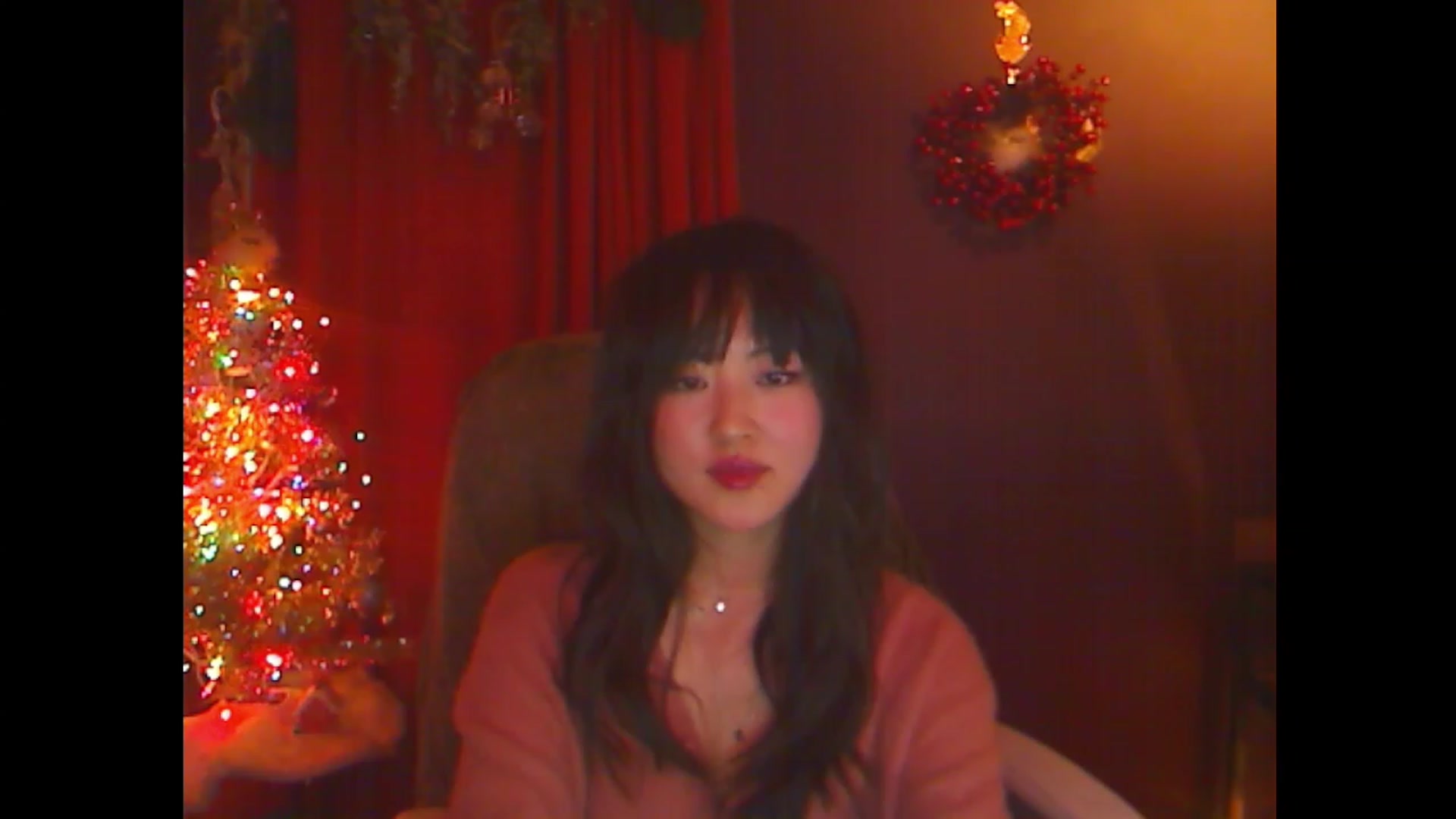 Gallery image thumbnail from Linnea_'s myfreecams stream on, 12/07/2022, 07:45 image 11 of 20