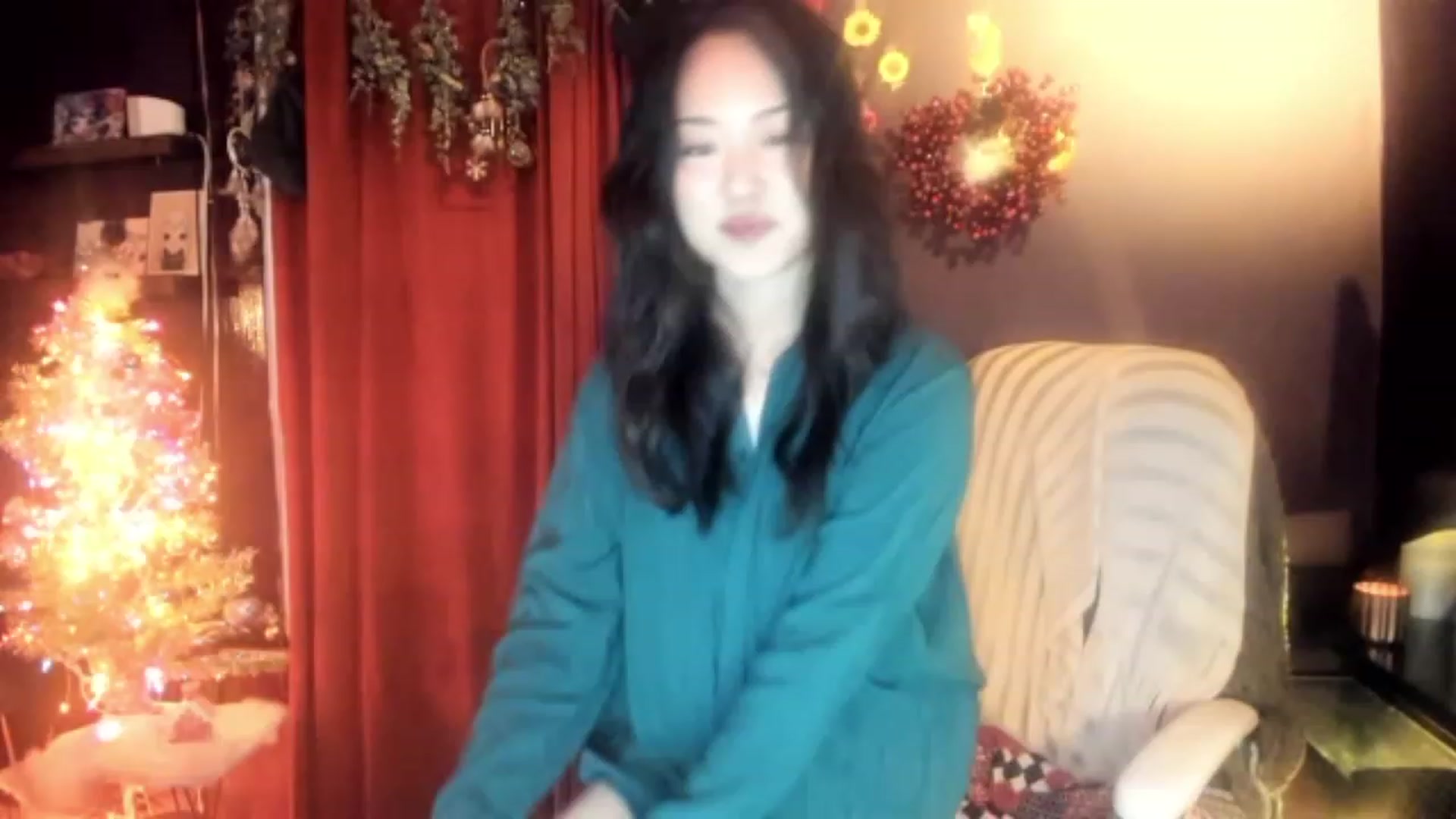 Gallery image thumbnail from Linnea_'s myfreecams stream on, 12/10/2022, 06:11 image 10 of 20