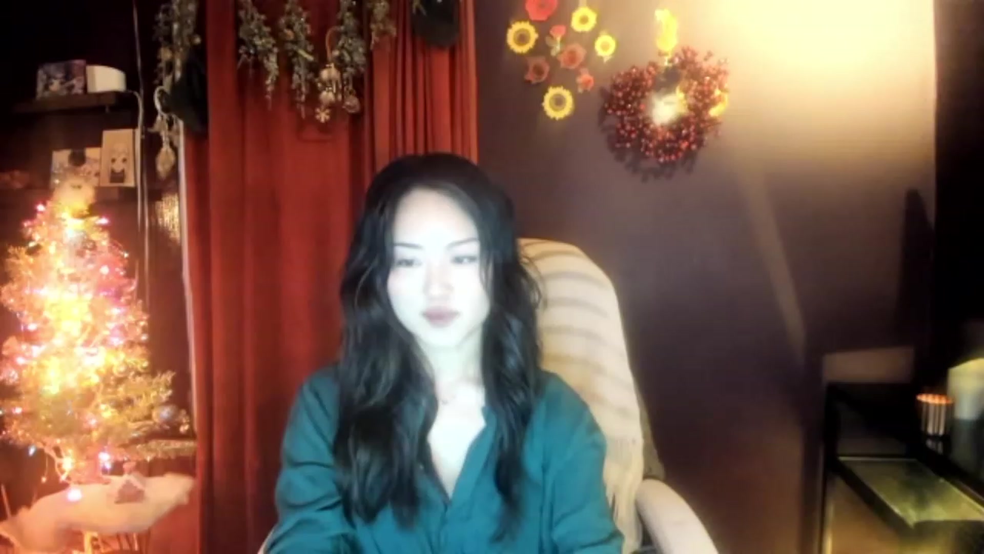 Gallery image thumbnail from Linnea_'s myfreecams stream on, 12/10/2022, 06:11 image 6 of 20