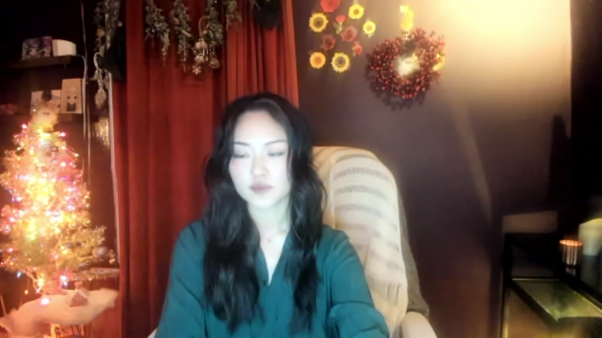 Gallery image thumbnail from Linnea_'s myfreecams stream on, 12/10/2022, 07:08 image 12 of 20