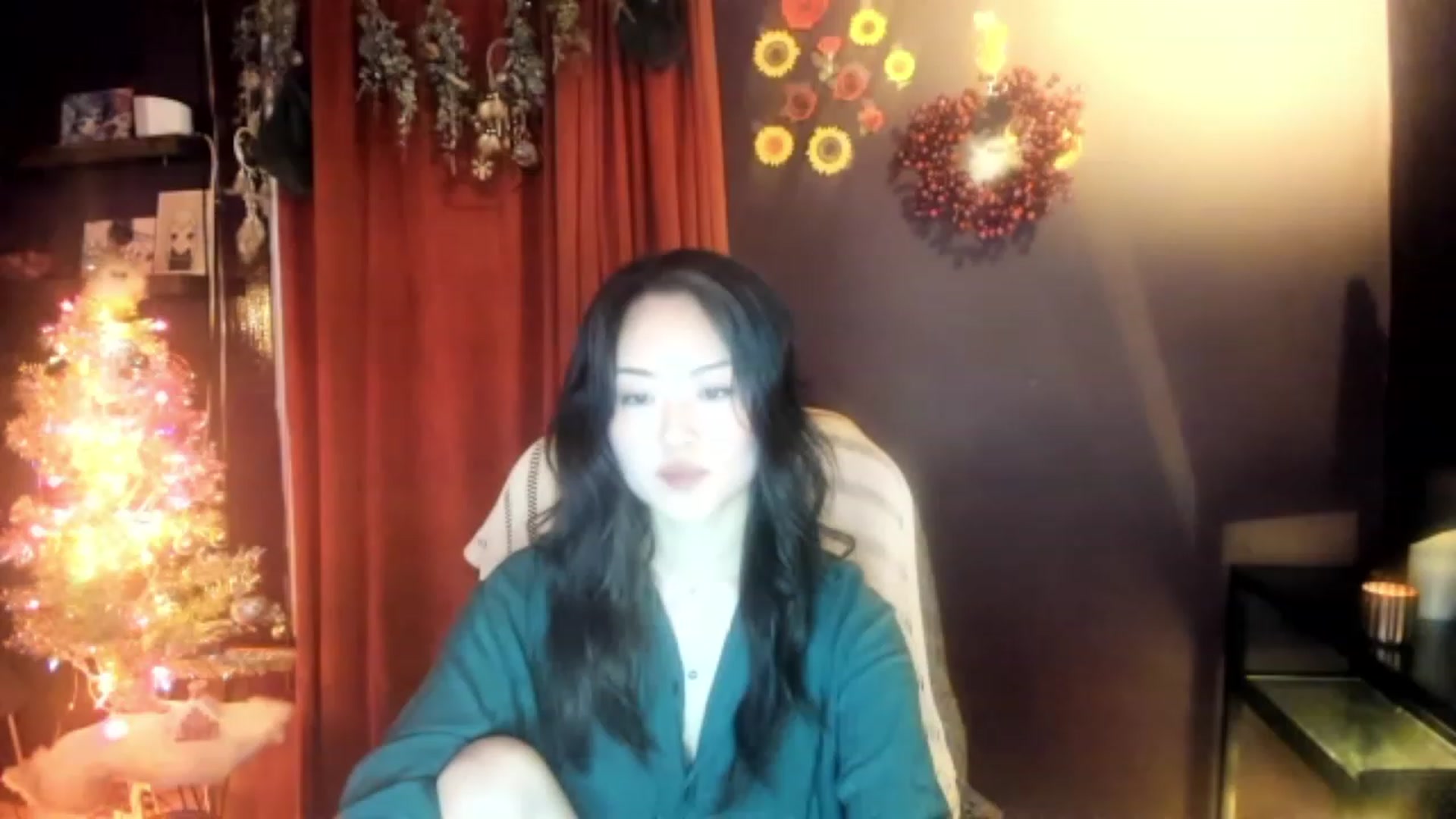 Gallery image thumbnail from Linnea_'s myfreecams stream on, 12/10/2022, 07:57 image 18 of 20