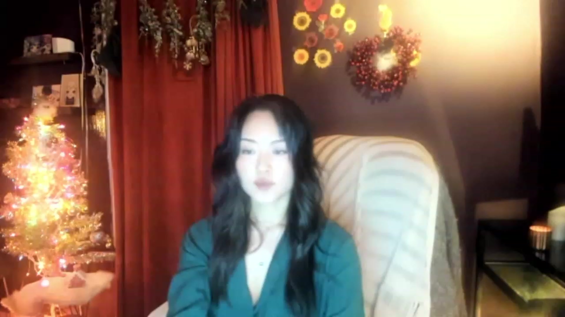 Gallery image thumbnail from Linnea_'s myfreecams stream on, 12/10/2022, 07:57 image 7 of 20