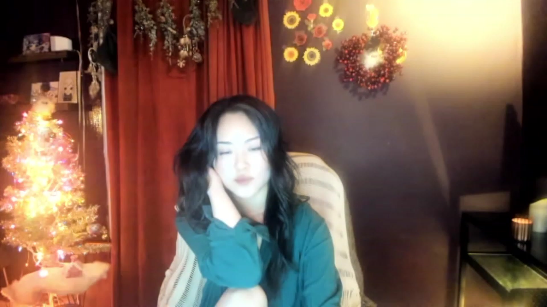 Gallery image thumbnail from Linnea_'s myfreecams stream on, 12/10/2022, 07:57 image 16 of 20