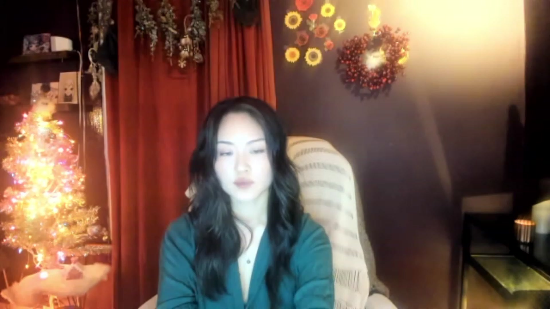 Gallery image thumbnail from Linnea_'s myfreecams stream on, 12/10/2022, 07:57 image 13 of 20