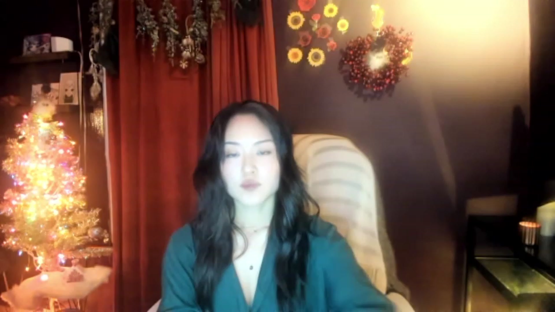Gallery image thumbnail from Linnea_'s myfreecams stream on, 12/10/2022, 07:57 image 6 of 20