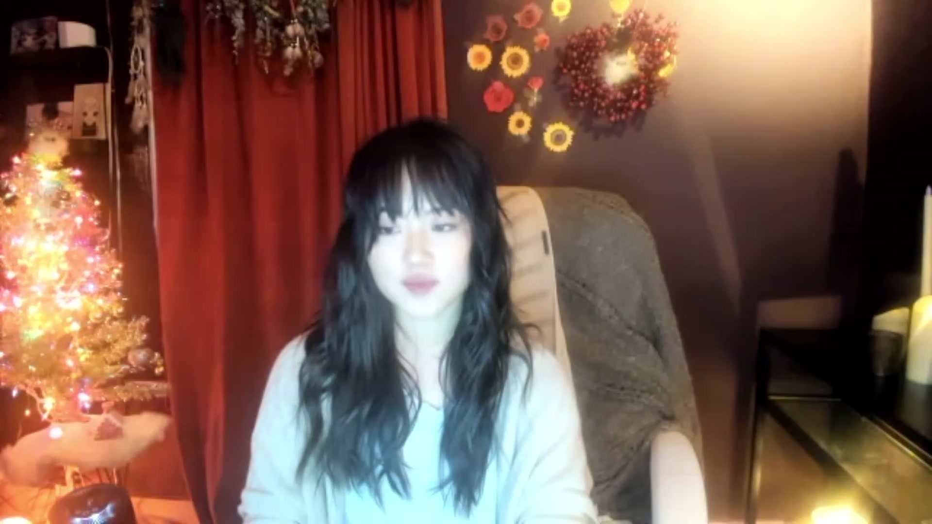 Gallery image thumbnail from Linnea_'s myfreecams stream on, 12/16/2022, 06:04 image 1 of 20