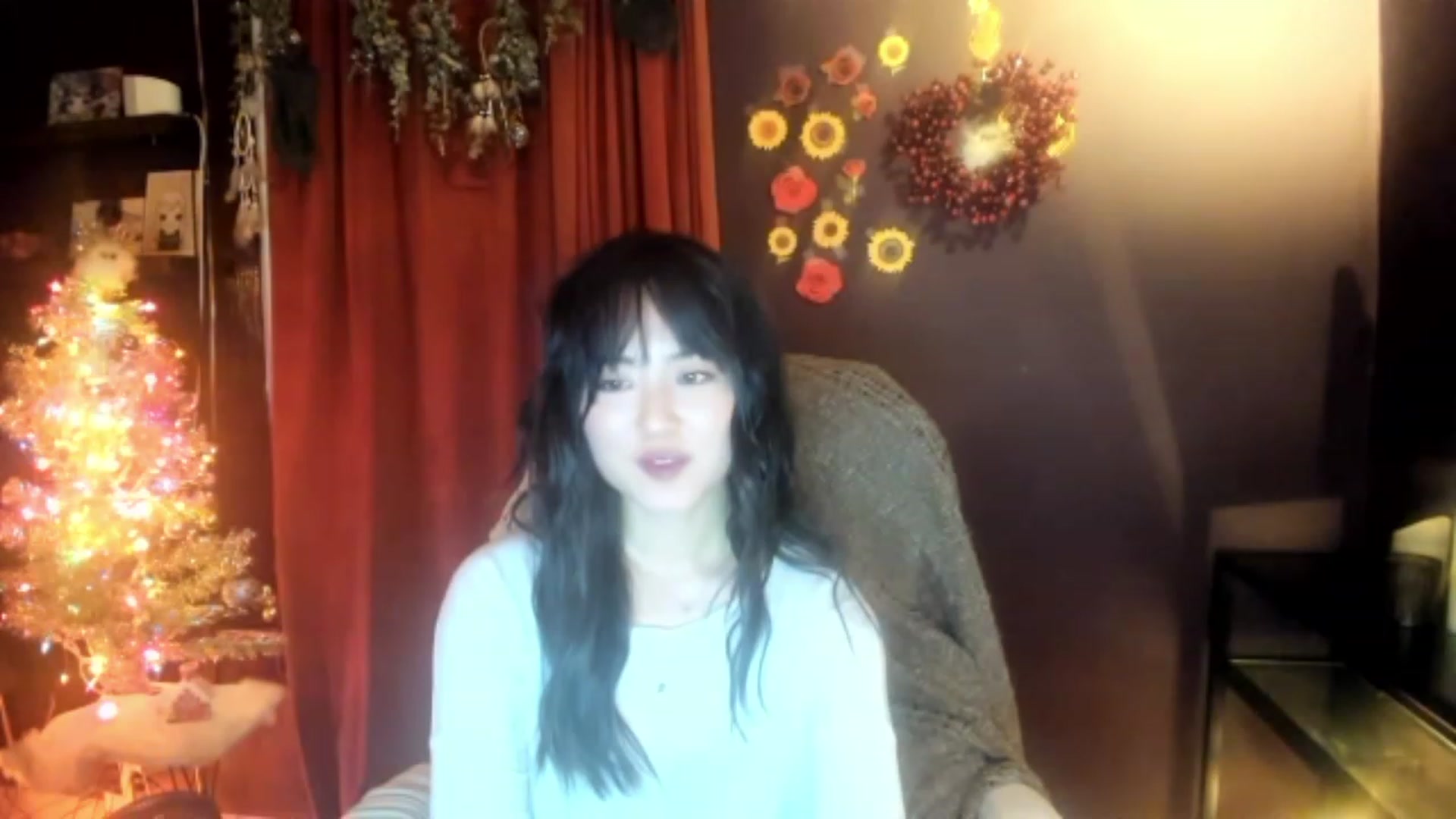 Gallery image thumbnail from Linnea_'s myfreecams stream on, 12/16/2022, 07:05 image 17 of 20