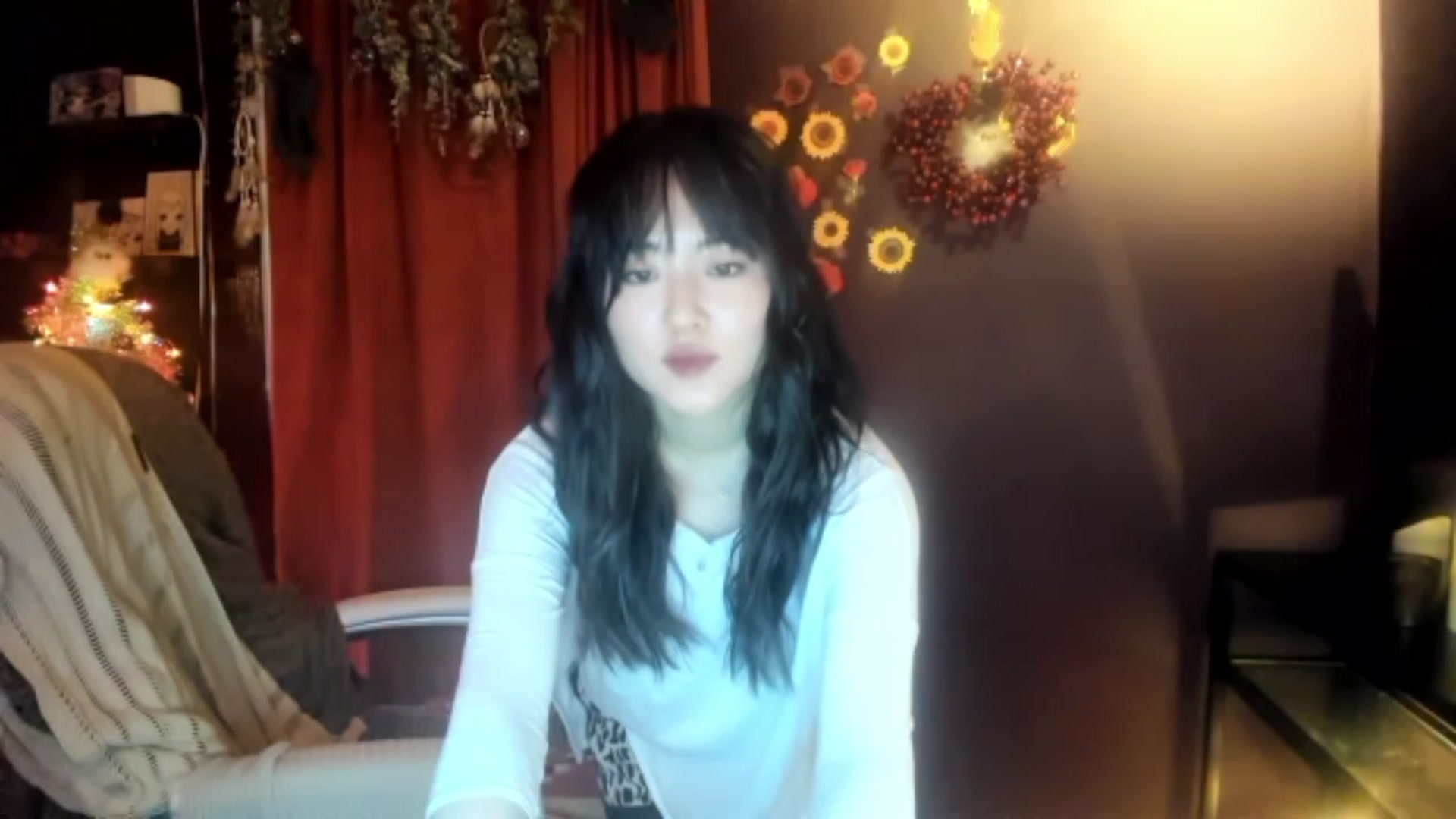 Gallery image thumbnail from Linnea_'s myfreecams stream on, 12/16/2022, 08:31 image 4 of 20