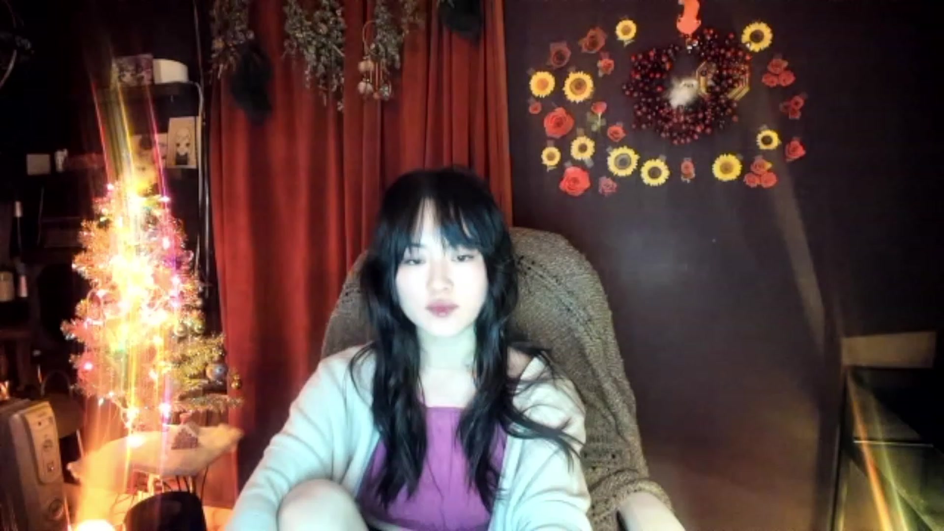 Gallery image thumbnail from Linnea_'s myfreecams stream on, 12/23/2022, 07:58 image 18 of 20