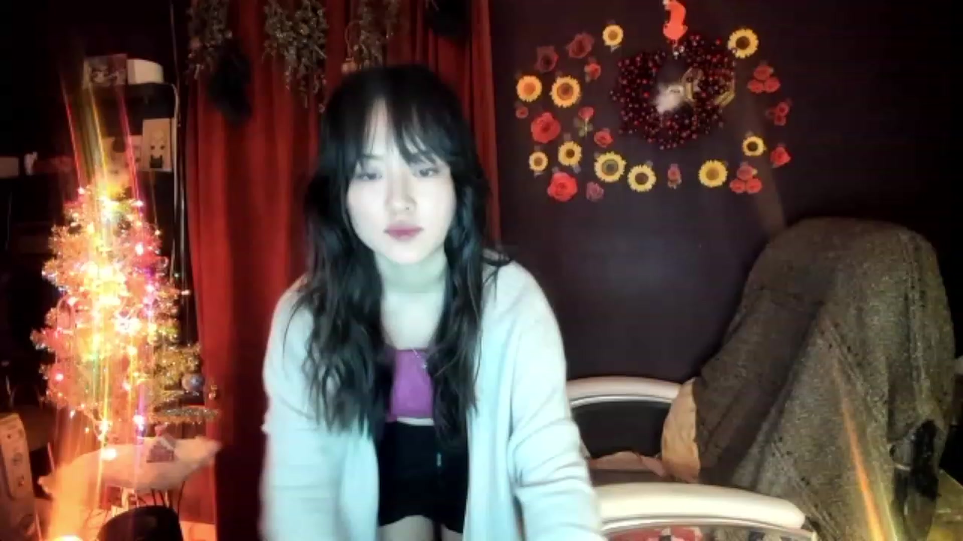 Gallery image thumbnail from Linnea_'s myfreecams stream on, 12/23/2022, 12:37 image 3 of 20
