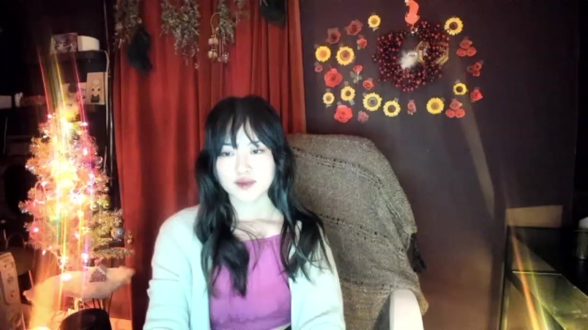 Gallery image thumbnail from Linnea_'s myfreecams stream on, 12/23/2022, 13:21 image 18 of 20
