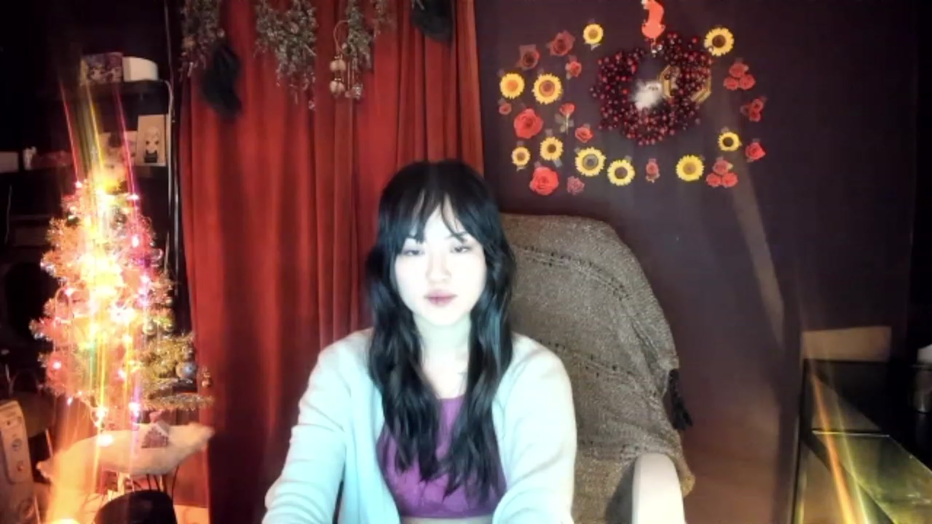 Gallery image thumbnail from Linnea_'s myfreecams stream on, 12/23/2022, 13:21 image 17 of 20