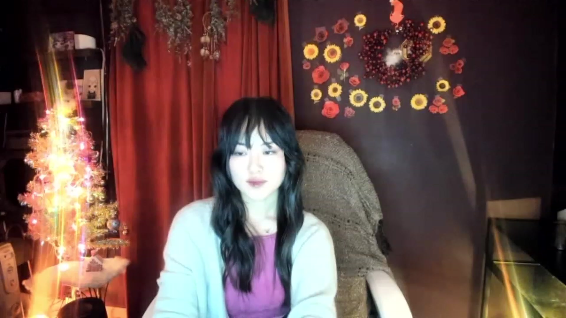 Gallery image thumbnail from Linnea_'s myfreecams stream on, 12/23/2022, 13:21 image 20 of 20