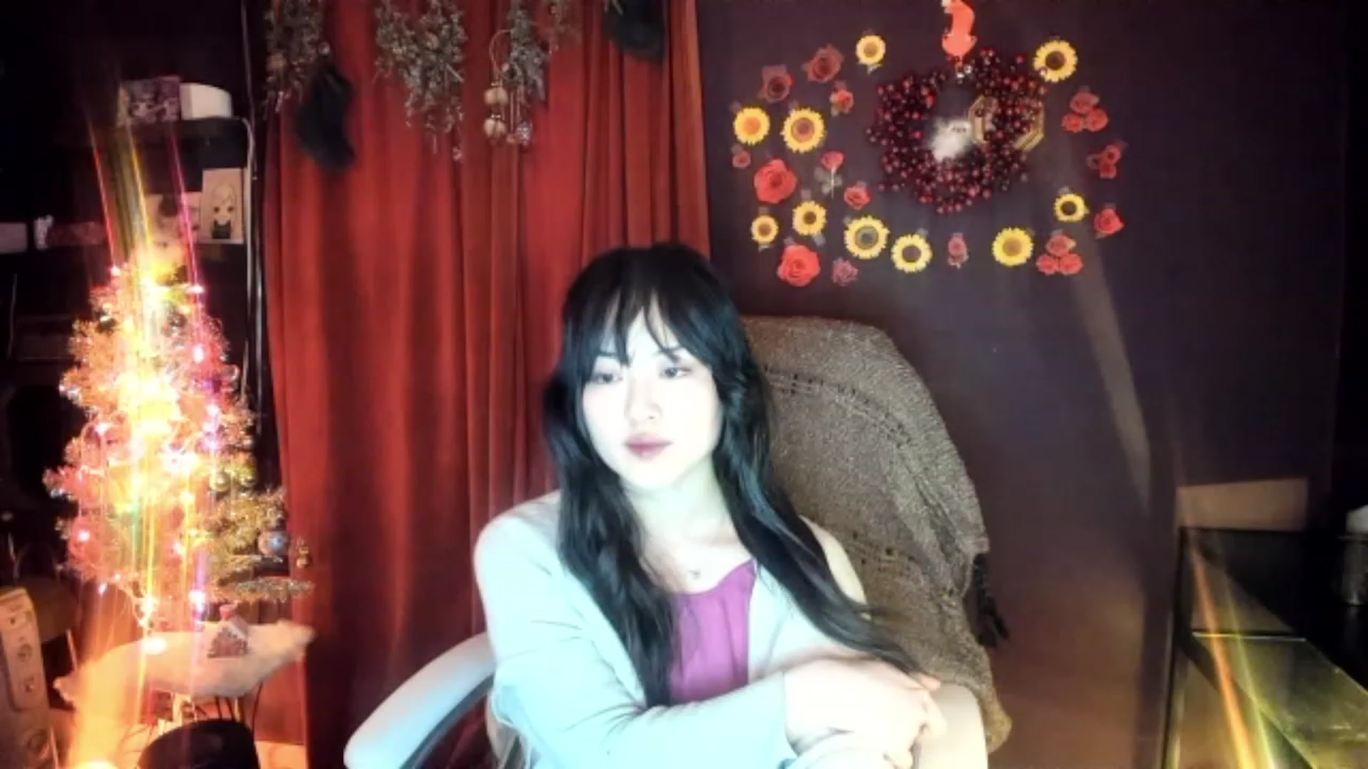 Gallery image thumbnail from Linnea_'s myfreecams stream on, 12/23/2022, 13:21 image 19 of 20