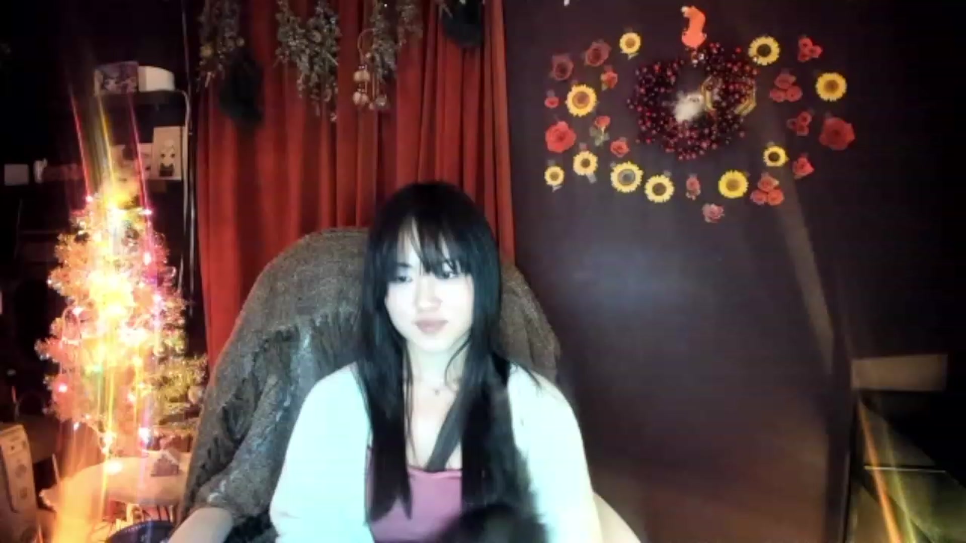 Gallery image thumbnail from Linnea_'s myfreecams stream on, 12/31/2022, 09:26 image 14 of 20