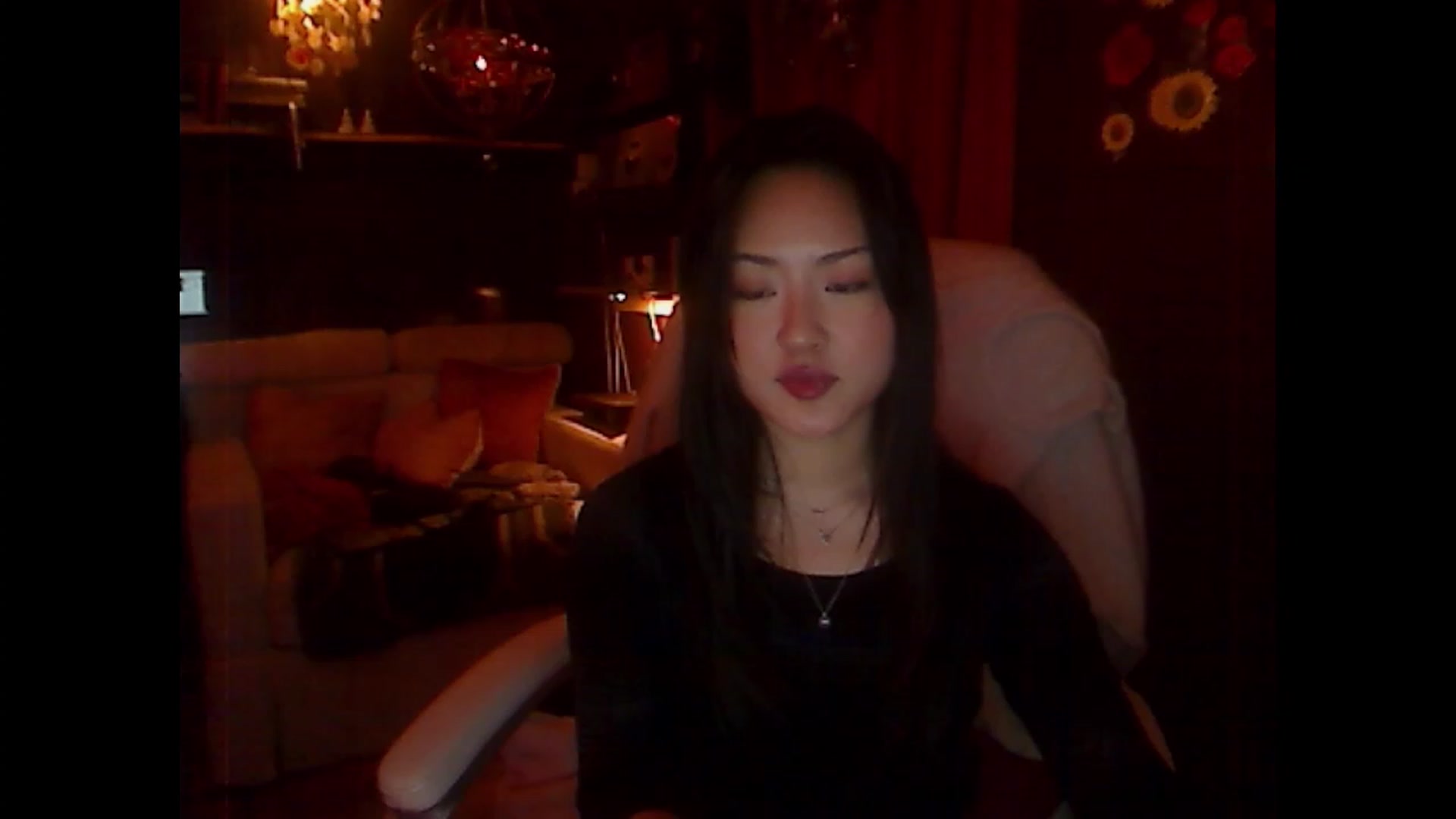 Gallery image thumbnail from Linnea_'s myfreecams stream on, 02/17/2023, 06:30 image 1 of 20