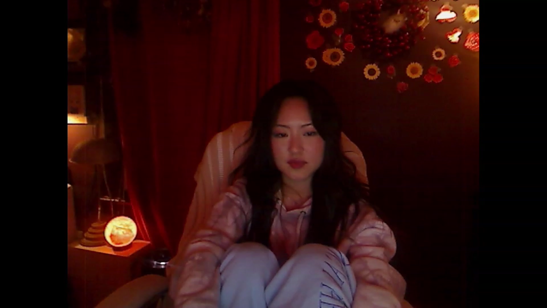 Gallery image thumbnail from Linnea_'s myfreecams stream on, 02/19/2023, 07:49 image 7 of 20