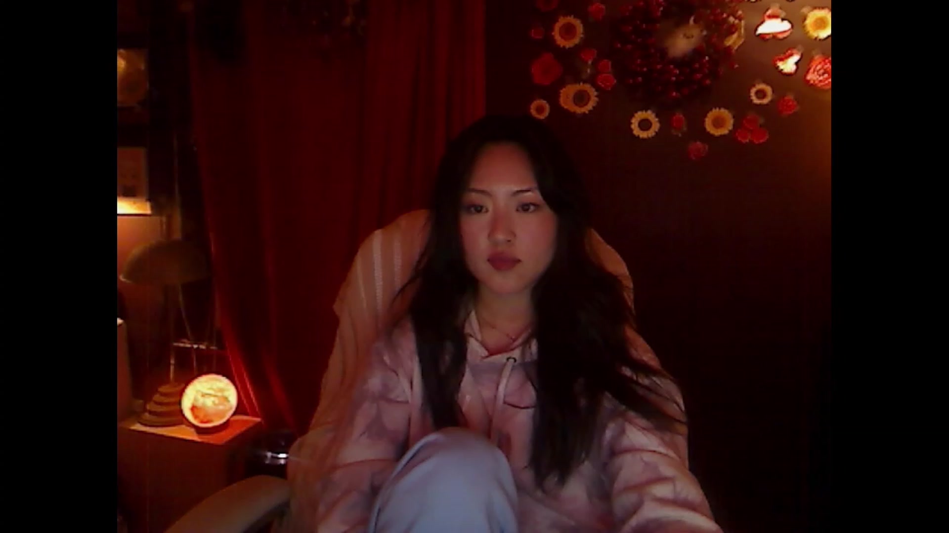 Gallery image thumbnail from Linnea_'s myfreecams stream on, 02/19/2023, 07:49 image 10 of 20
