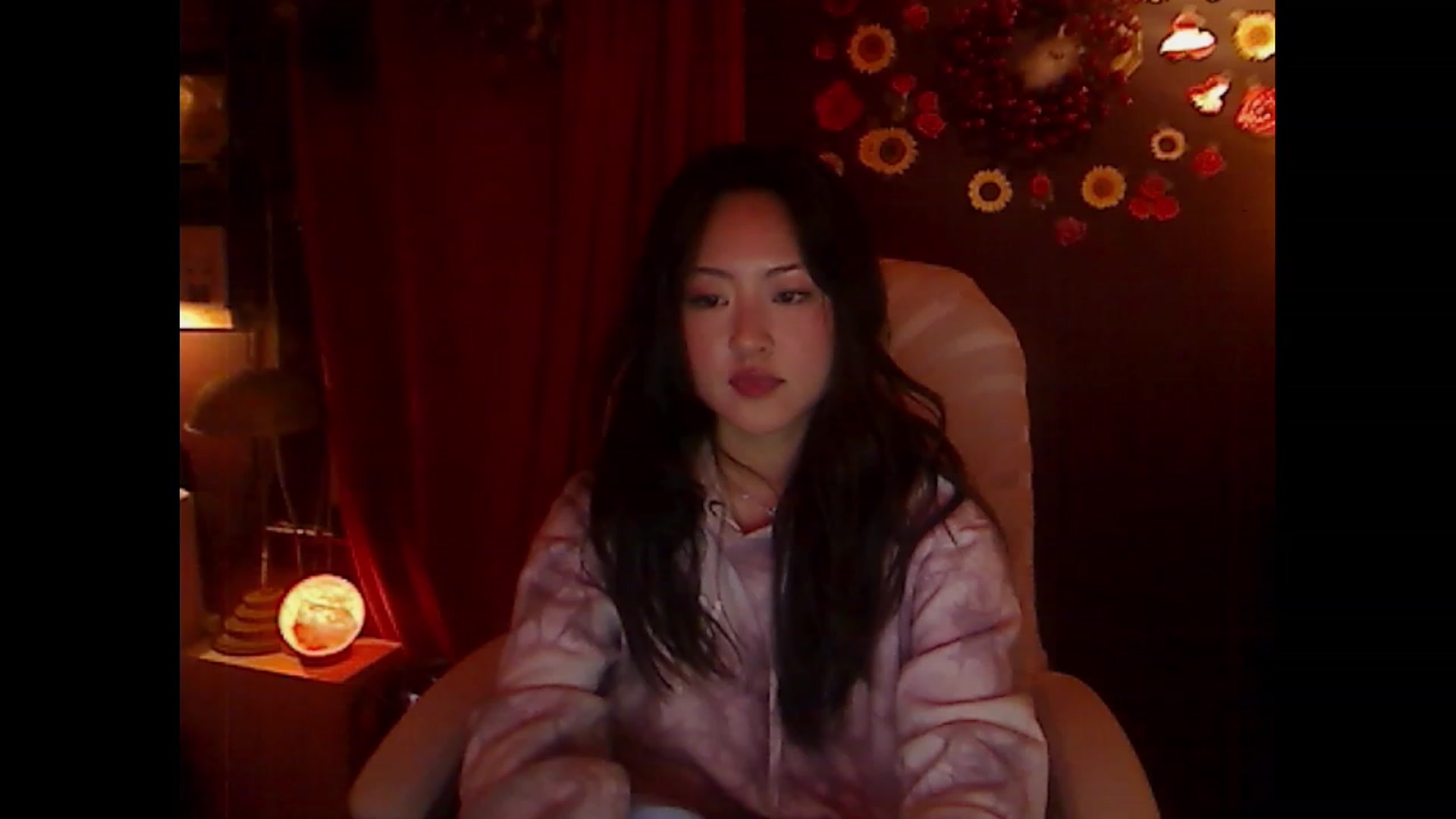 Gallery image thumbnail from Linnea_'s myfreecams stream on, 02/19/2023, 07:49 image 6 of 20