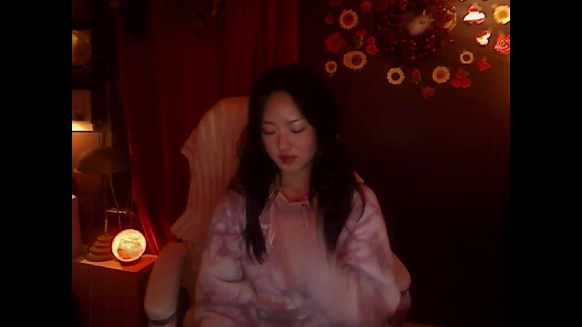 Gallery image thumbnail from Linnea_'s myfreecams stream on, 02/19/2023, 07:49 image 19 of 20