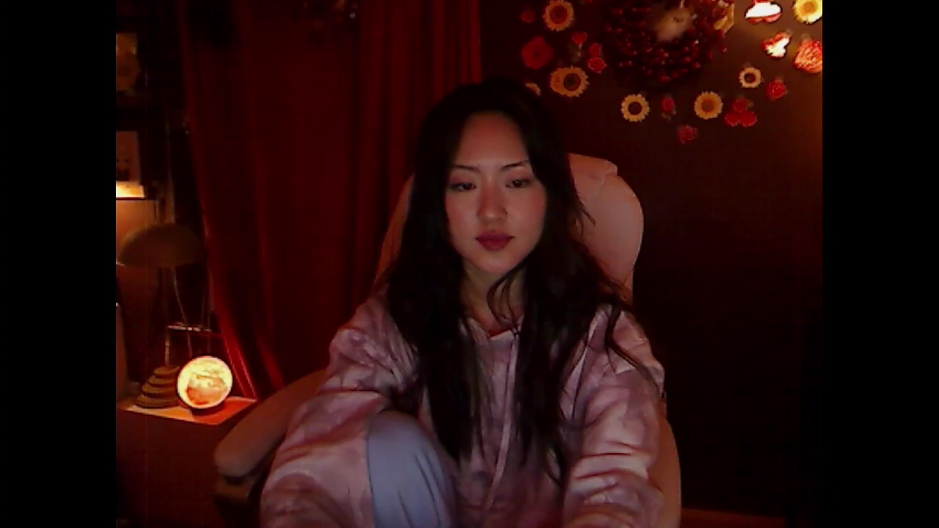 Gallery image thumbnail from Linnea_'s myfreecams stream on, 02/19/2023, 10:05 image 16 of 20