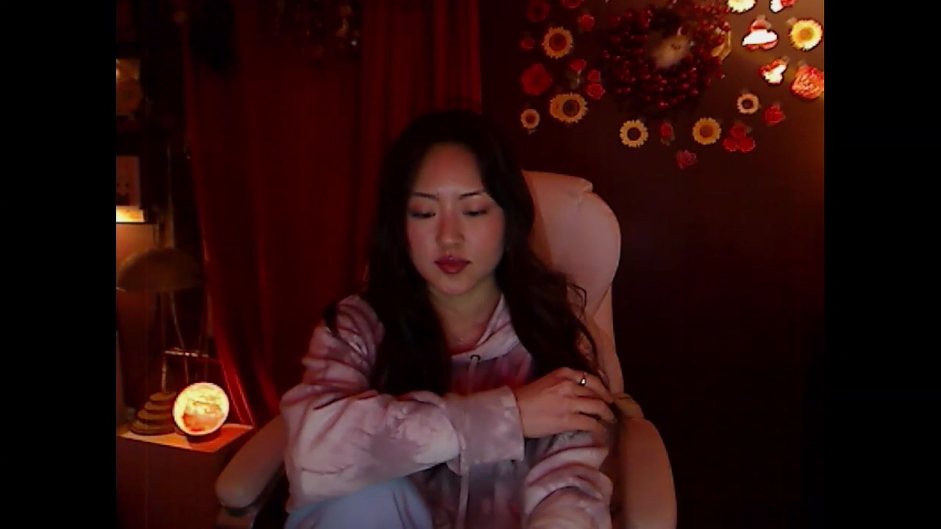 Gallery image thumbnail from Linnea_'s myfreecams stream on, 02/19/2023, 11:30 image 20 of 20