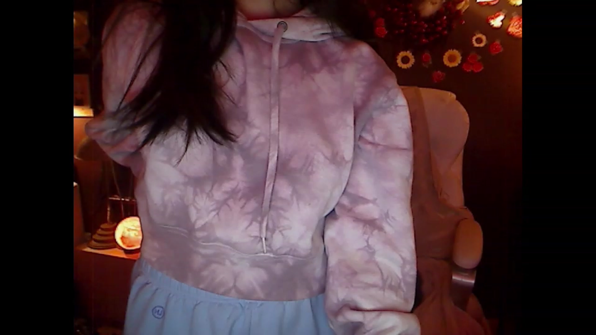 Gallery image thumbnail from Linnea_'s myfreecams stream on, 02/19/2023, 11:30 image 13 of 20