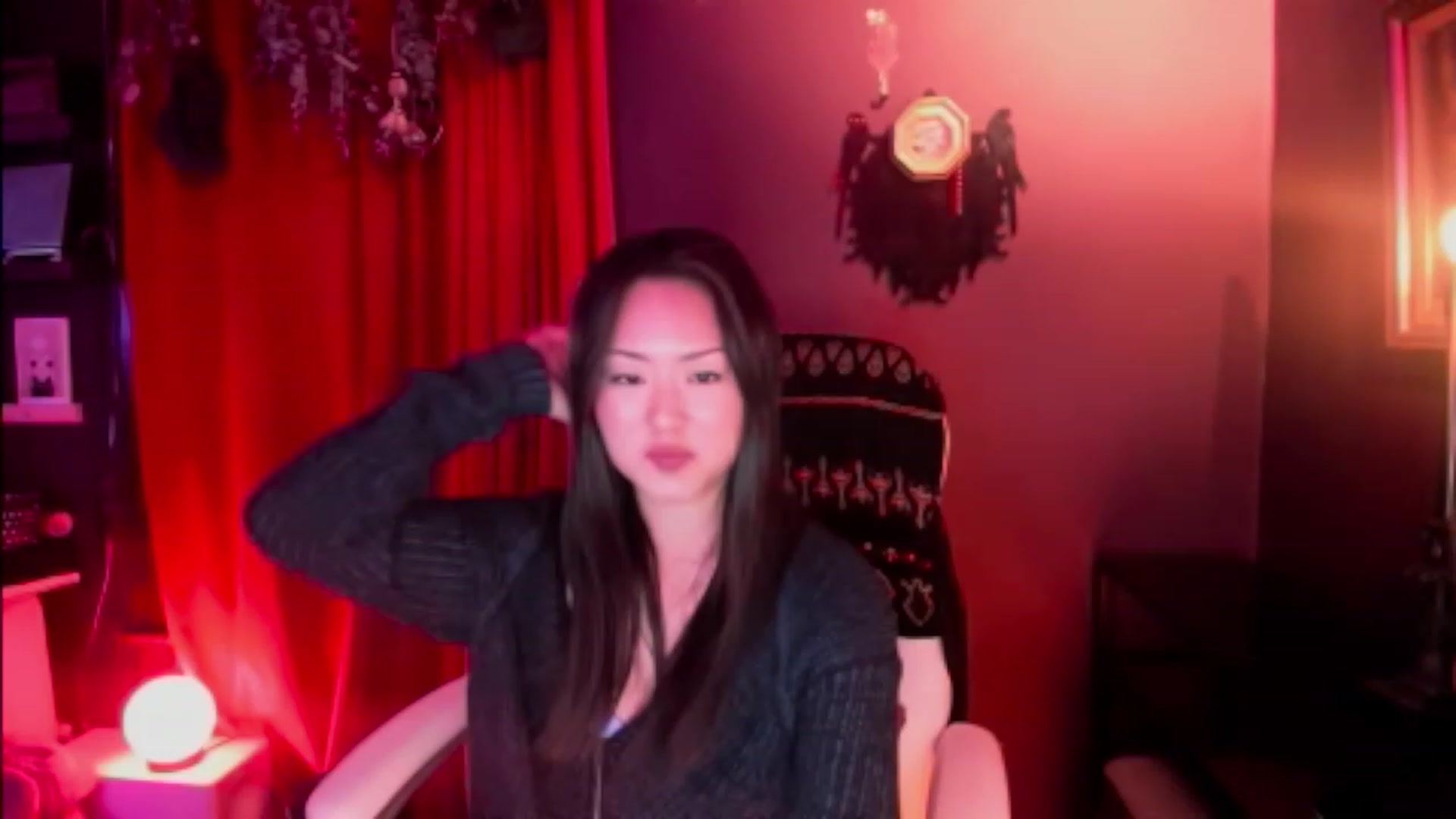Gallery image thumbnail from Linnea_'s myfreecams stream on, 03/31/2023, 05:17 image 19 of 20