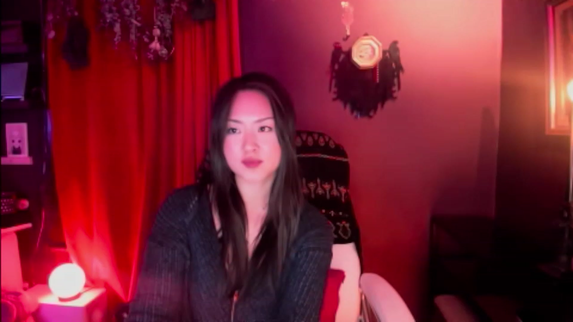 Gallery image thumbnail from Linnea_'s myfreecams stream on, 03/31/2023, 05:17 image 2 of 20