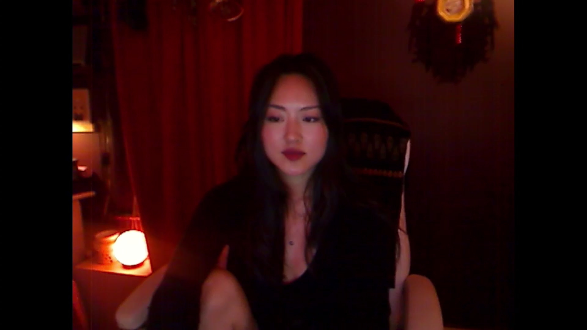 Gallery image thumbnail from Linnea_'s myfreecams stream on, 04/08/2023, 05:43 image 4 of 20