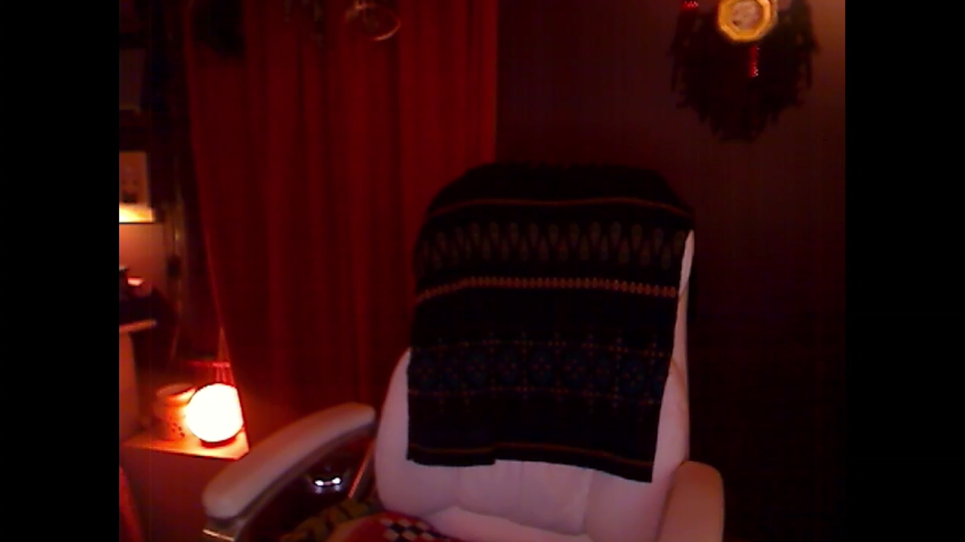 Gallery image thumbnail from Linnea_'s myfreecams stream on, 04/08/2023, 05:43 image 7 of 20