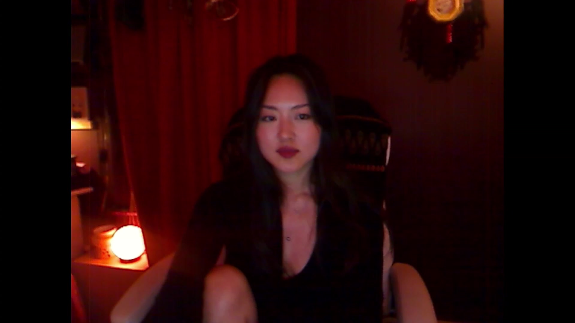 Gallery image thumbnail from Linnea_'s myfreecams stream on, 04/08/2023, 05:43 image 5 of 20