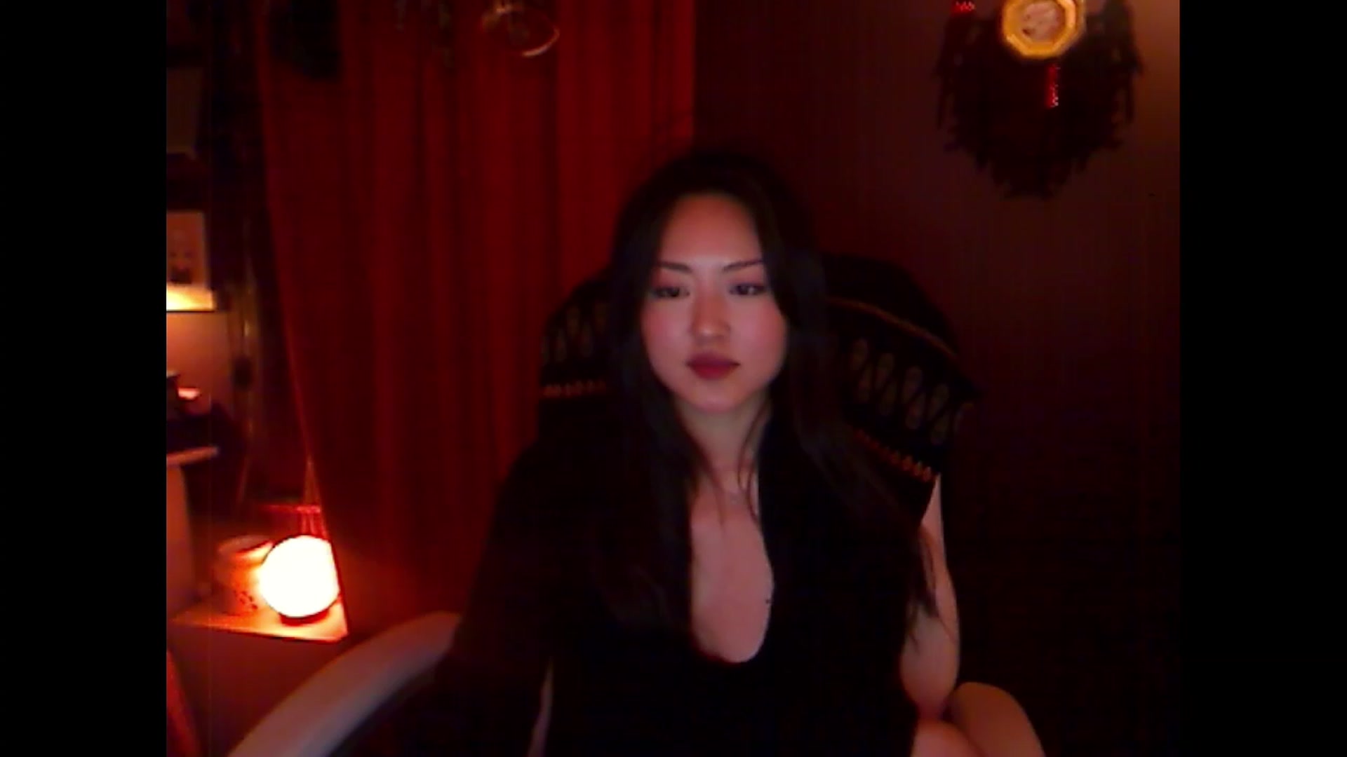 Gallery image thumbnail from Linnea_'s myfreecams stream on, 04/08/2023, 05:43 image 18 of 20