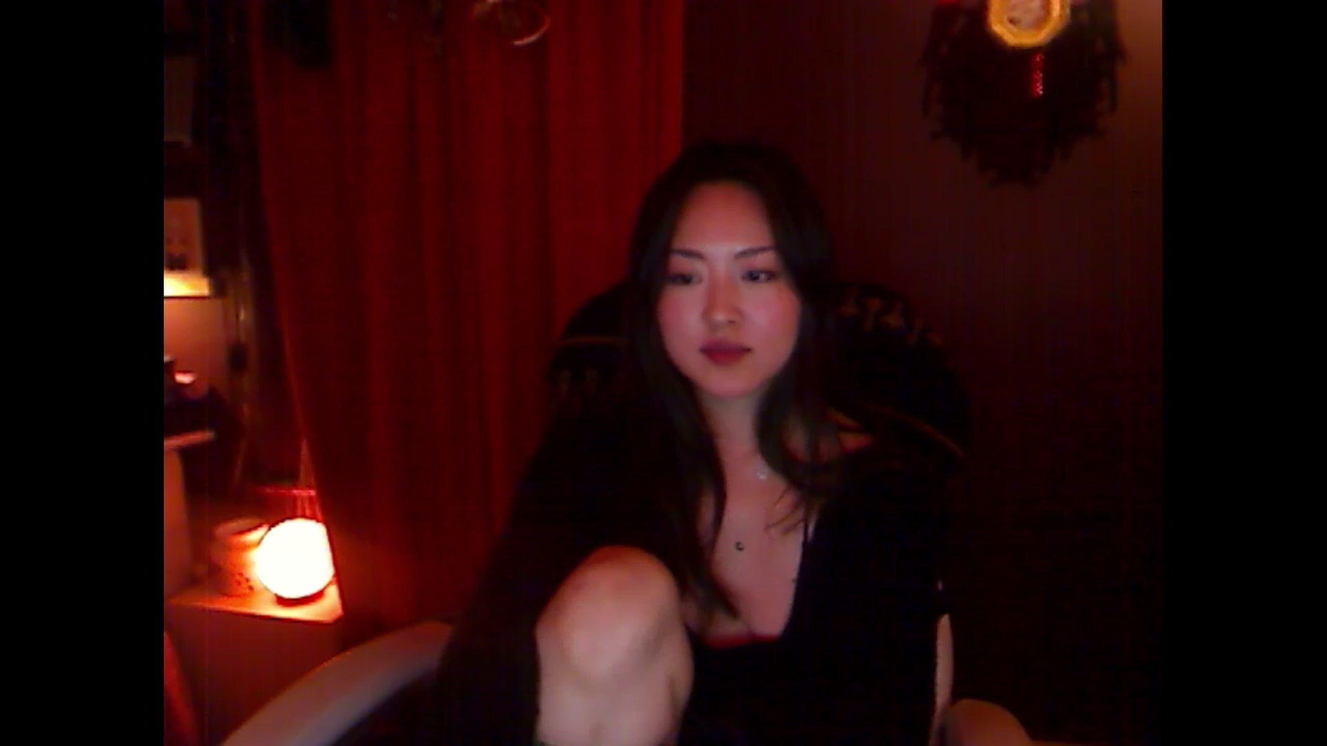 Gallery image thumbnail from Linnea_'s myfreecams stream on, 04/08/2023, 08:43 image 1 of 20
