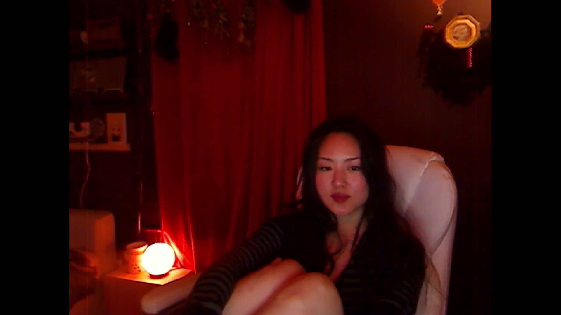 Gallery image thumbnail from Linnea_'s myfreecams stream on, 04/23/2023, 08:19 image 18 of 20