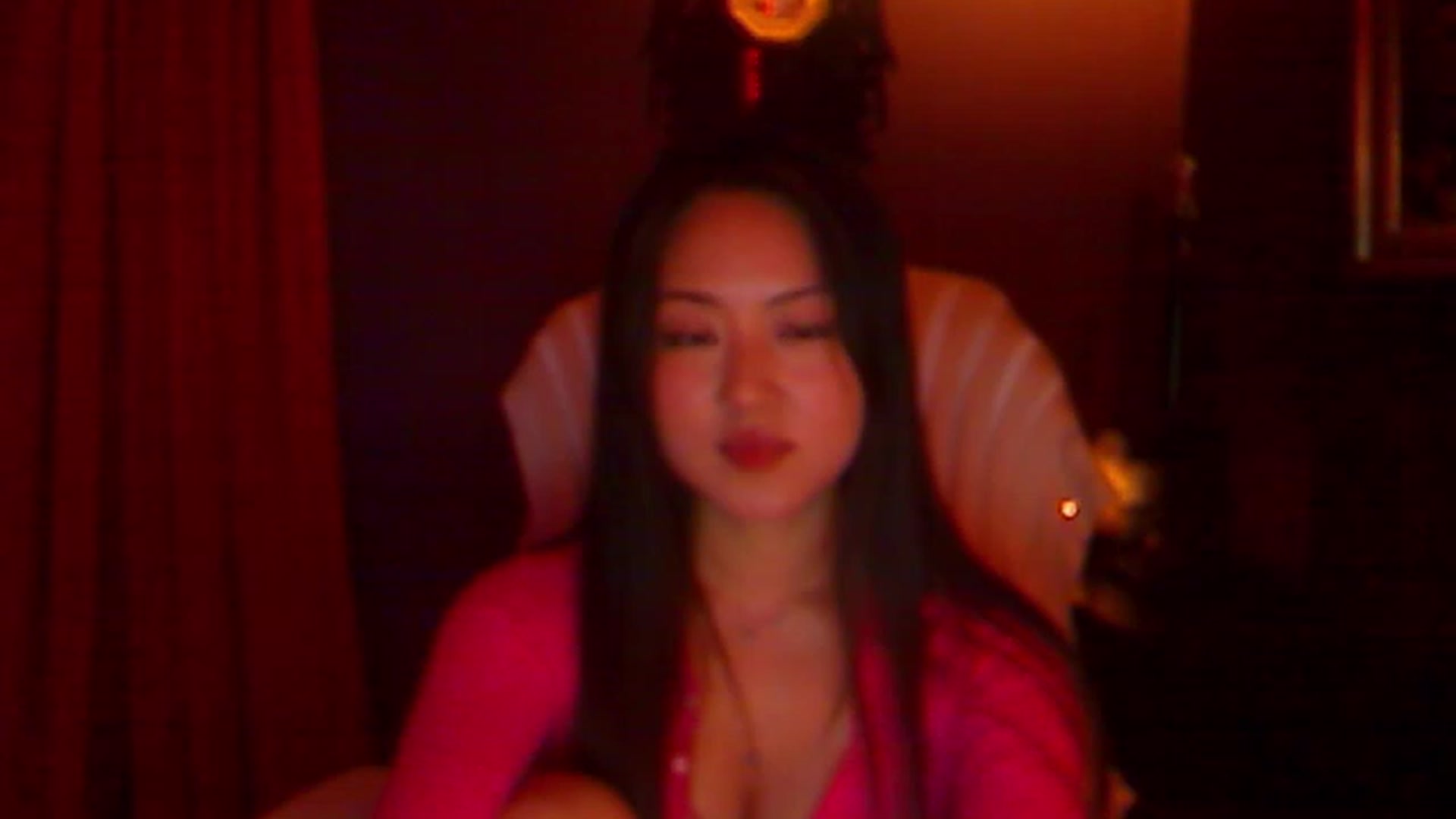Gallery image thumbnail from Linnea_'s myfreecams stream on, 05/16/2023, 06:40 image 3 of 20