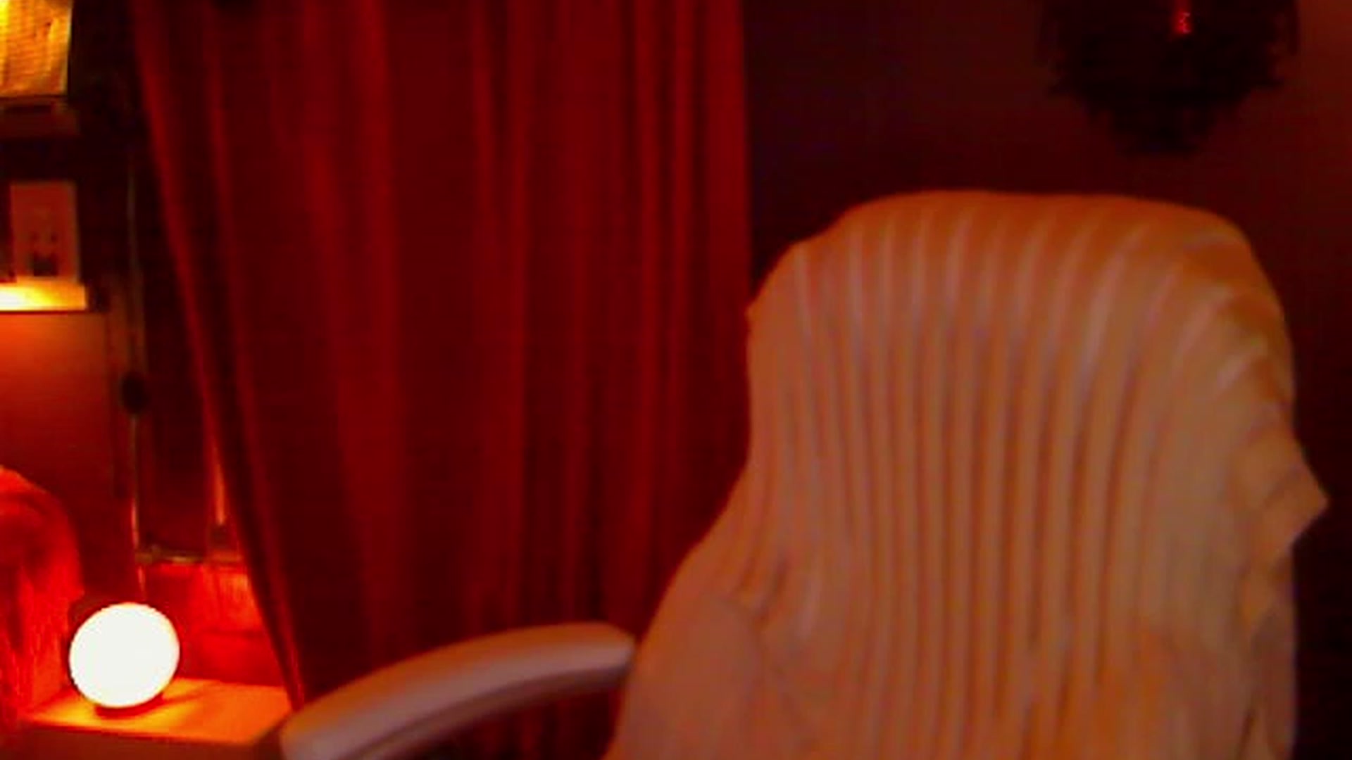 Gallery image thumbnail from Linnea_'s myfreecams stream on, 05/17/2023, 05:31 image 10 of 20