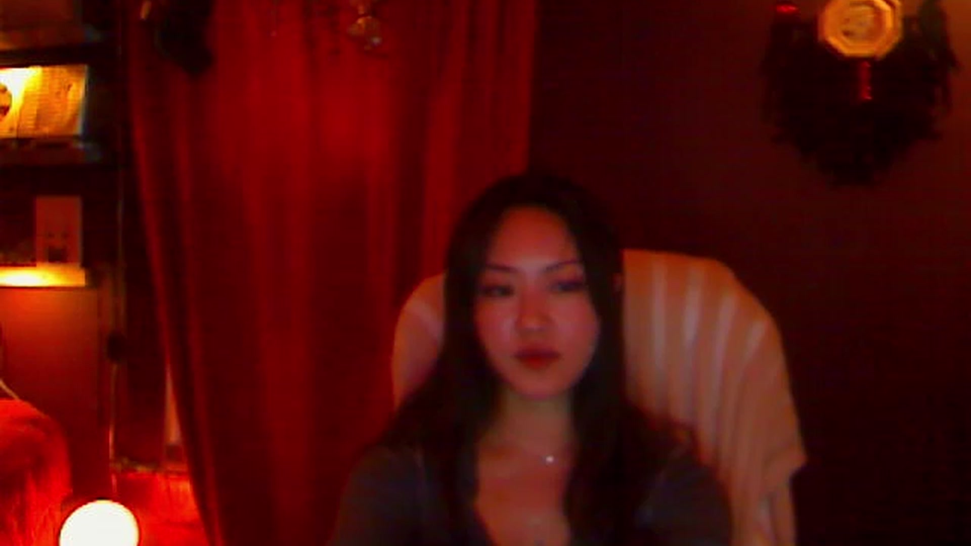 Gallery image thumbnail from Linnea_'s myfreecams stream on, 05/17/2023, 12:45 image 4 of 20