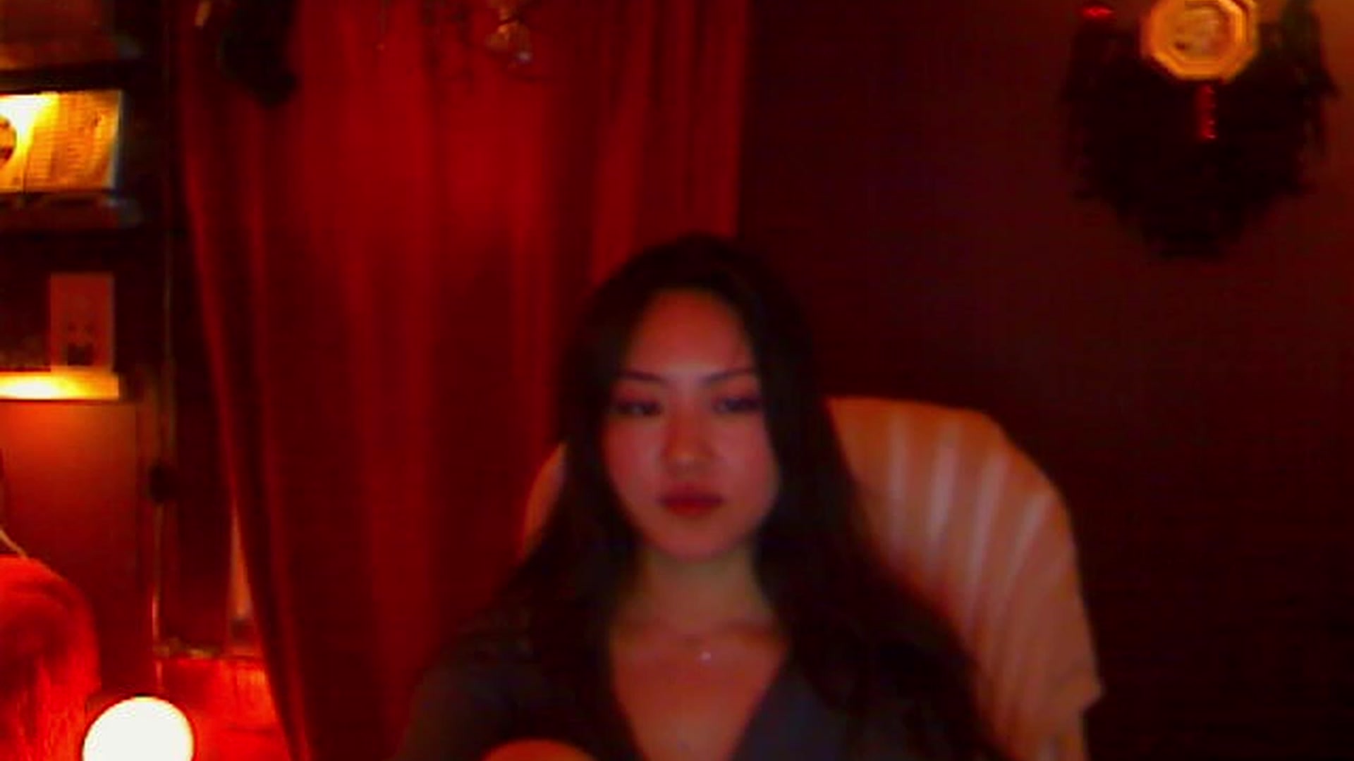 Gallery image thumbnail from Linnea_'s myfreecams stream on, 05/17/2023, 12:45 image 6 of 20