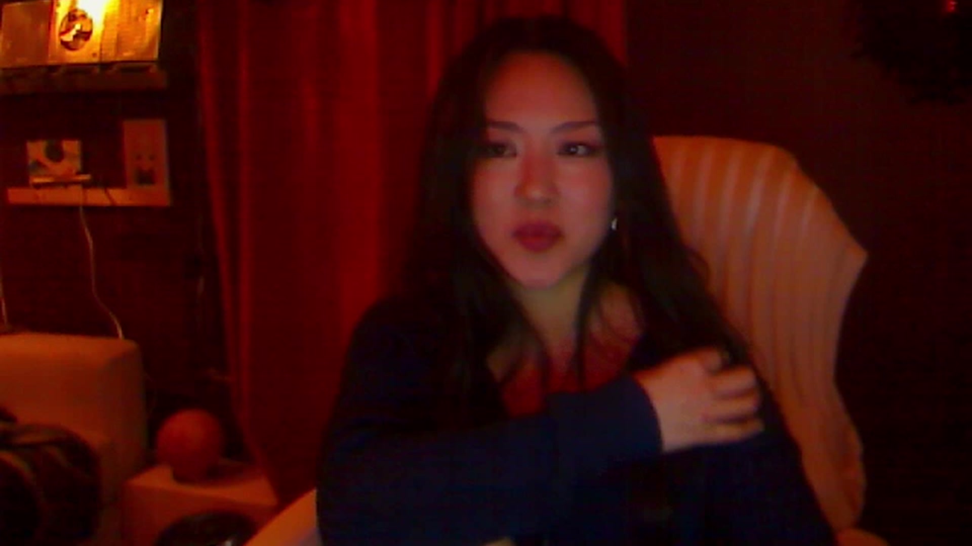 Gallery image thumbnail from Linnea_'s myfreecams stream on, 06/28/2023, 05:13 image 2 of 20