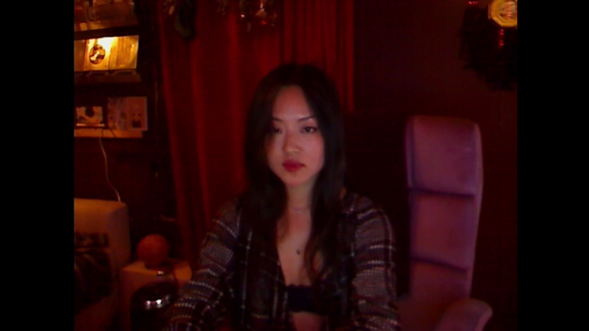 Gallery image thumbnail from Linnea_'s myfreecams stream on, 07/30/2023, 09:05 image 12 of 20
